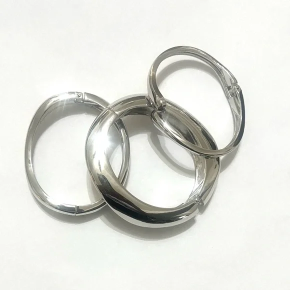 🔥🔥🆕Elegant 3pc Geometric Silver Bracelet Set - Picture 4 of 5